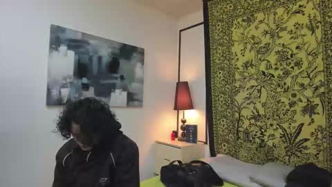 aria y orien  online show from 11-11-25, 11:10