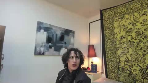 aria y orien  online show from 12-05-25, 10:57