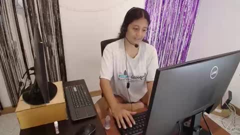 Snapshot of aria_arthur chatting on 11-25-25, 03:01 aria_arthur online show from 11-25-25, 03:01