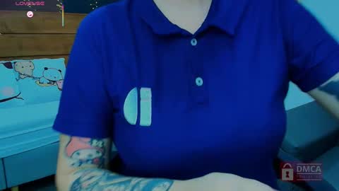 Snapshot of aria_bloomer chatting on 04-19-26, 07:16 Ari online show from 04-19-26, 07:16