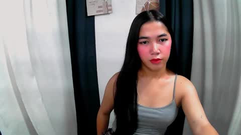 Snapshot of aria_fucks chatting on 05-07-26, 12:27 ARIA online show from 05-07-26, 12:27
