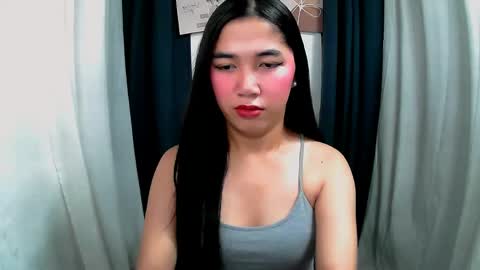 Snapshot of aria_fucks chatting on 05-25-26, 12:27 ARIA online show from 05-25-26, 12:27