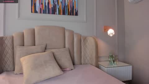 Aria  online show from 01-10-25, 02:57