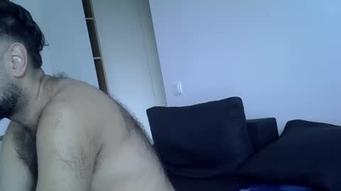 aria_hunter online show from 10-23-25, 11:09