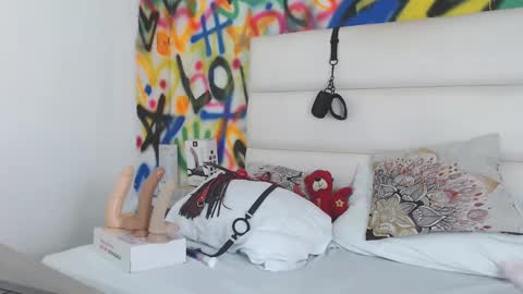 Snapshot of aria_martiin chatting on 01-16-25, 02:08 aria online show from 01-16-25, 02:08