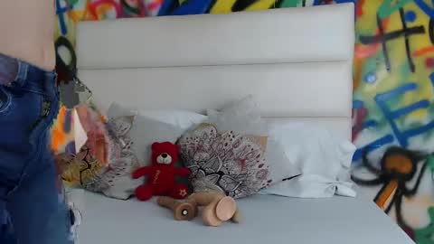 Snapshot of aria_martiin chatting on 01-31-25, 11:56 aria online show from 01-31-25, 11:56