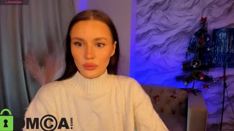 aria_mila online show from 12-18-25, 11:16