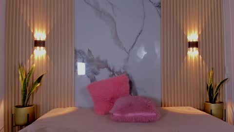 Aria Millers  online show from 02-26-25, 11:41