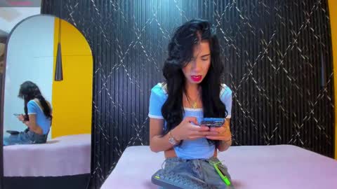 Aria Millers  online show from 10-07-25, 11:40