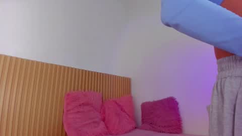 Aria Millers  online show from 02-11-26, 11:37