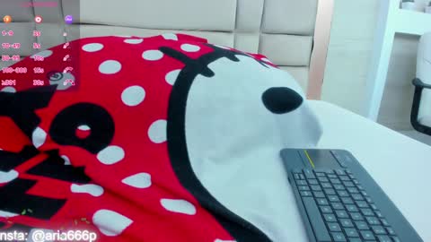 aria online show from 01-18-25, 01:51