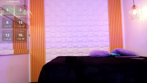 AriaBelle1 online show from 04-15-26, 11:28