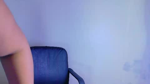 A R I A  B E N E T T  online show from 07-27-26, 02:07