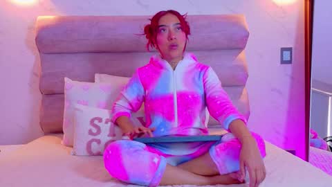 Aria online show from 12-05-25, 12:14