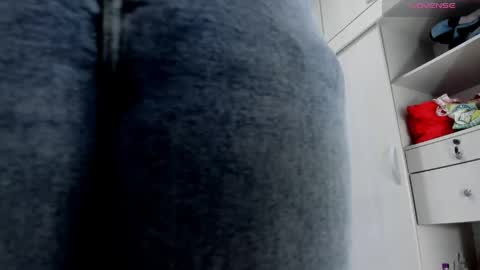 ariacoral online show from 04-21-26, 01:39