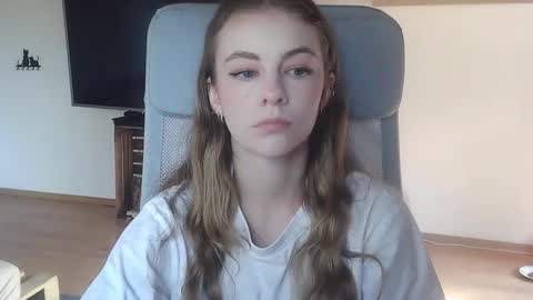 AriaCreazy online show from 10-10-25, 09:19