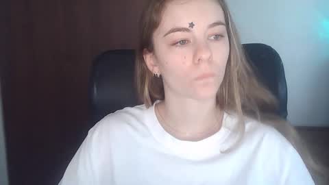 AriaCreazy online show from 07-08-26, 06:07