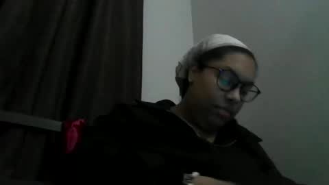 Snapshot of ariad256 chatting on 12-29-24, 11:39 Aria D online show from 12-29-24, 11:39