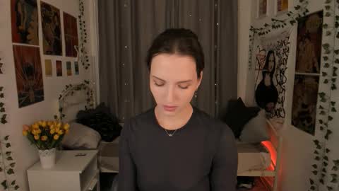 Snapshot of ariadna_s chatting on 09-26-25, 01:48 Ariadna online show from 09-26-25, 01:48