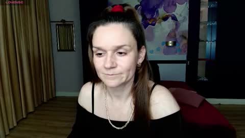 Snapshot of ariagrays chatting on 02-05-26, 06:34 AriaGray online show from 02-05-26, 06:34