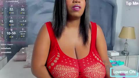 Snapshot of ariagreenn chatting on 10-17-25, 11:07 Aria Green online show from 10-17-25, 11:07