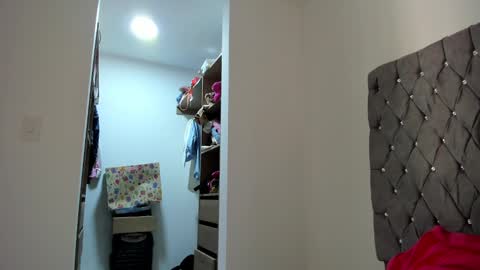 Aria Montgomery online show from 01-07-25, 08:52