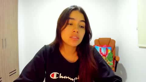 Aria Montgomery online show from 03-01-25, 08:45