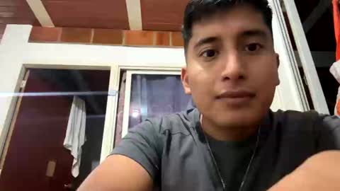 Snapshot of ariana252525 chatting on 12-17-24, 11:16 Ari y Will online show from 12-17-24, 11:16