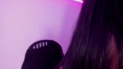 Ariana online show from 02-11-25, 05:16