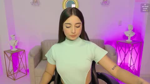 Snapshot of ariana_monroe01 chatting on 11-07-25, 03:17 Ariana online show from 11-07-25, 03:17