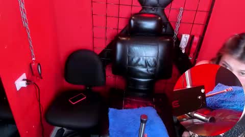 Snapshot of ariana_n_cherry chatting on 12-13-25, 07:53 Adriana online show from 12-13-25, 07:53