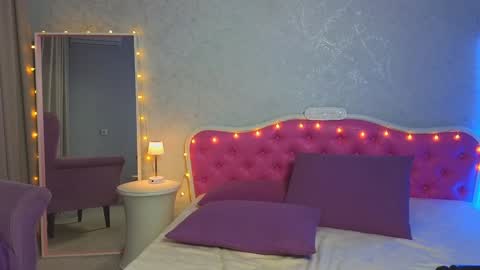 Ariana online show from 12-13-24, 06:42