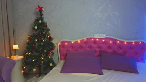 Ariana online show from 12-25-24, 12:16