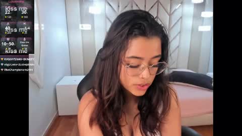 Ariana  online show from 12-24-24, 05:49