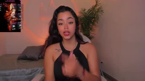 Ariana  online show from 11-30-25, 02:15