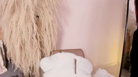 Ariana  online show from 12-07-24, 11:18