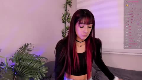Ariana  online show from 02-28-25, 01:14