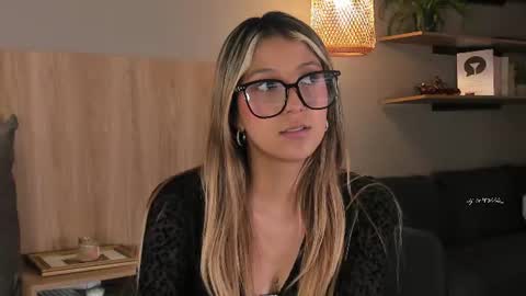 Ariana  online show from 07-25-26, 02:14