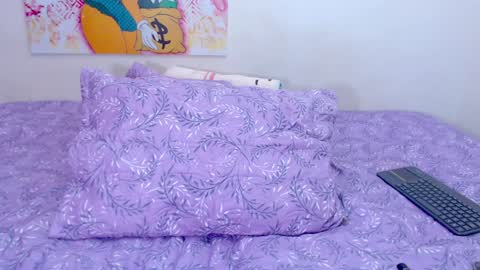 Snapshot of ariana_vidal chatting on 01-22-25, 12:27 Ari online show from 01-22-25, 12:27