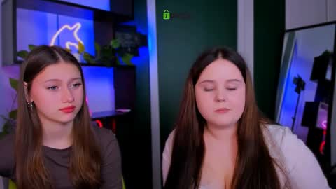 arianaa_cat online show from 03-30-26, 06:42