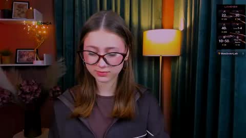 arianaa_cat online show from 04-28-26, 06:46