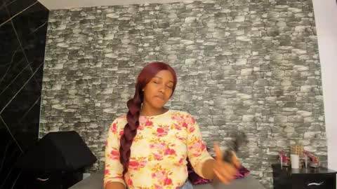 Ariana online show from 10-19-25, 12:28