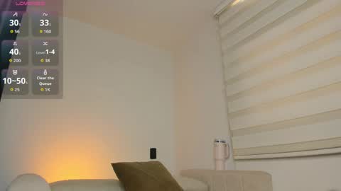 arianna_0 online show from 04-18-26, 12:53