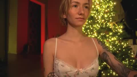 Olivka online show from 12-17-24, 05:40