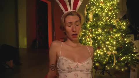 Olivka online show from 12-26-24, 05:47