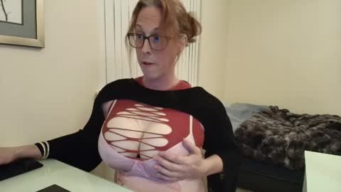 Arianna Sinz online show from 12-05-25, 01:47