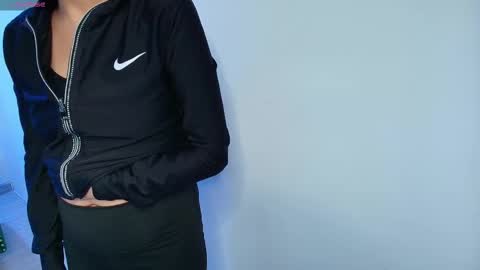 arianna_sweeet online show from 10-04-25, 03:48