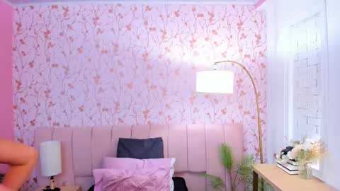 Arianna online show from 10-31-25, 12:06