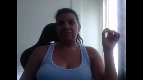 Snapshot of ariannaloovel chatting on 10-27-25, 05:06 ariannaloovel online show from 10-27-25, 05:06
