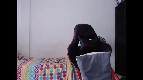 ariannaloovel online show from 02-28-26, 06:20